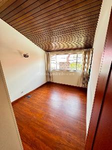 Casa de 4 alcobas en venta en San Martin, Bogotá, 185 m² · foto 6 de 10