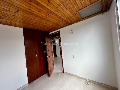 Apartamento de 3 alcobas en venta en Alsacia, Bogotá, 42 m² · foto 6 de 9