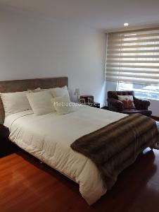 Apartamento de 3 alcobas en venta en Museo Del Chico, Bogotá, 199 m² · foto 11 de 18