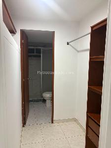 Apartamento en venta en Ciudad Alsacia, Bogotá · foto 7 de 17