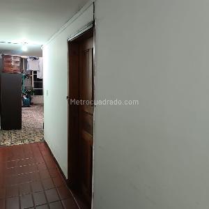 Casa de 5 alcobas en venta en Paris Francia, Bogotá, 124 m² · foto 3 de 12
