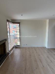 Apartamento de 3 alcobas en venta en Calleja Baja, Bogotá, 183 m² · foto 11 de 18