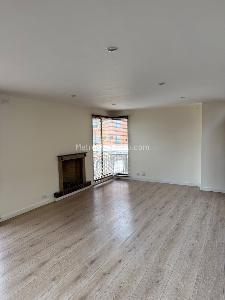 Apartamento de 3 alcobas en venta en Calleja Baja, Bogotá, 183 m² · foto 2 de 18
