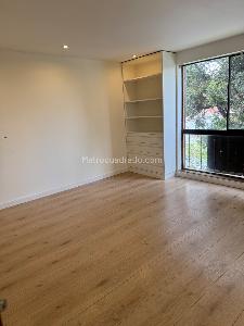 Apartamento de 3 alcobas en venta en Calleja Baja, Bogotá, 183 m² · foto 4 de 18