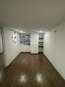 Apartamento en venta en Buenos Aires, Bogotá · foto 3 de 5