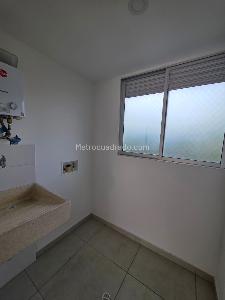 Apartamento de 3 alcobas en venta en Sabaneta, Sabaneta, 85 m² · foto 5 de 10