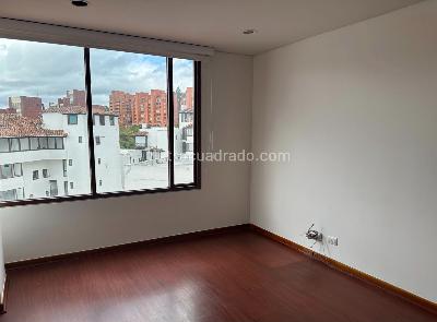 Apartamento en venta en Gratamira, Bogotá · foto 2 de 20