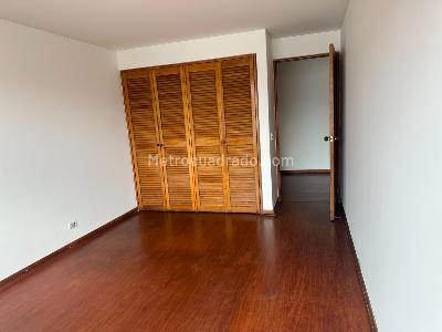Apartamento en venta en Gratamira, Bogotá · foto 3 de 20