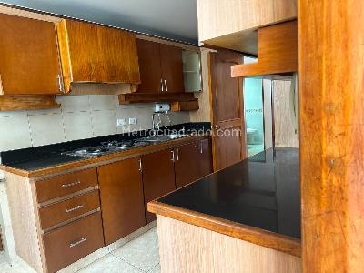 Apartamento en venta en Gratamira, Bogotá · foto 9 de 20