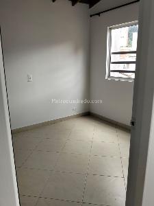 Apartamento de 2 alcobas en venta en Parque Principal Sabaneta, Sabaneta, 70 m² · foto 9 de 19