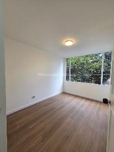 Apartamento en venta en Quinta Paredes, Bogotá · foto 2 de 14