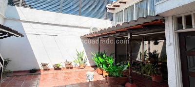 Casa de 5 alcobas en venta en Las Vegas, Cali, 260 m² · foto 3 de 6