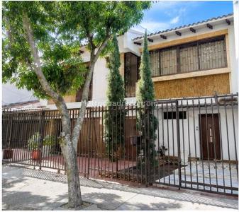 Casa de 5 alcobas en venta en Las Vegas, Cali, 260 m² · foto 4 de 6