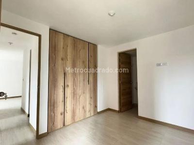 Apartamento de 3 alcobas en venta en San Joaquin, Pereira, 62 m² · foto 4 de 11