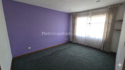 Casa de 5 alcobas en venta en Popular Modelo, Bogotá, 192 m² · foto 18 de 20