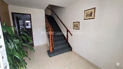 Casa de 5 alcobas en venta en Popular Modelo, Bogotá, 192 m² · foto 3 de 20