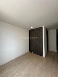 Apartamento en venta en Las Americas, Bogotá · foto 3 de 20