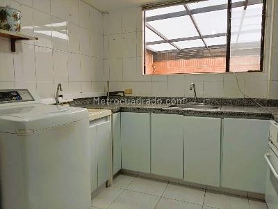 Apartamento de 2 alcobas en venta en Bella Suiza Bogota, Bogotá, 80 m² · foto 12 de 14