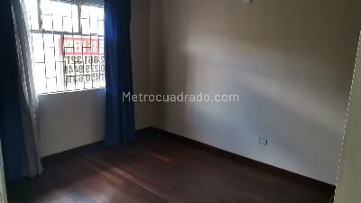 Casa de 5 alcobas en venta en J Vargas, Bogotá, 172 m² · foto 13 de 20