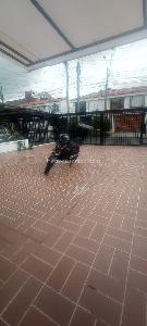 Casa de 4 alcobas en venta en Malibu La Alhambra, Bogotá, 323 m² · foto 18 de 20
