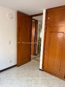 Casa en venta en Portales Del Norte, Bogotá · foto 10 de 14