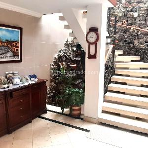 Casa de 5 alcobas en venta en Niza Calatrava, Bogotá, 320 m² · foto 10 de 19
