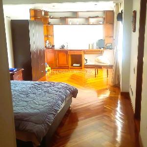 Casa de 5 alcobas en venta en Niza Calatrava, Bogotá, 320 m² · foto 14 de 19