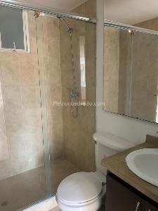 Apartamento de 3 alcobas en venta en Unicentro, Tunja, 104 m² · foto 5 de 20