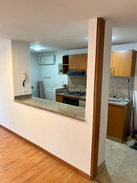 Piso – Bogotá, Localidad Usaquén - Más