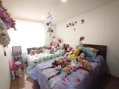 Apartamento de 3 alcobas en venta en Club De Los Lagartos, Bogotá, 122 m² · foto 3 de 12