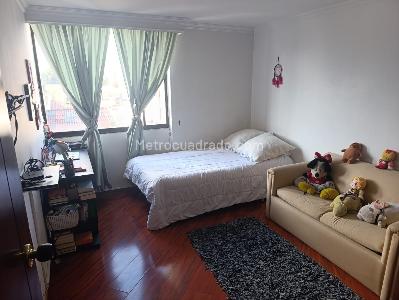 Apartamento de 3 alcobas en venta en Alhambra, Bogotá, 110 m² · foto 8 de 17