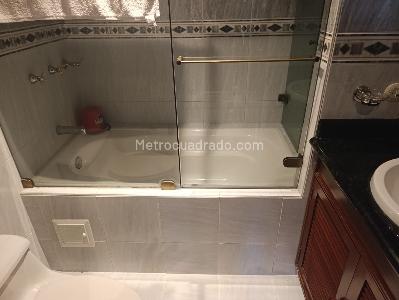 Apartamento de 3 alcobas en venta en Alhambra, Bogotá, 110 m² · foto 11 de 17
