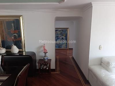 Apartamento de 3 alcobas en venta en Alhambra, Bogotá, 110 m² · foto 4 de 17