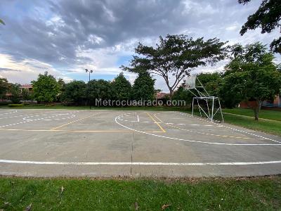 Casa de 3 alcobas en venta en La Hacienda El Castillo, Cali, 286 m² · foto 8 de 12