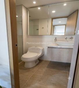 Apartamento en venta en Loma De Las Brujas, Envigado · foto 9 de 10