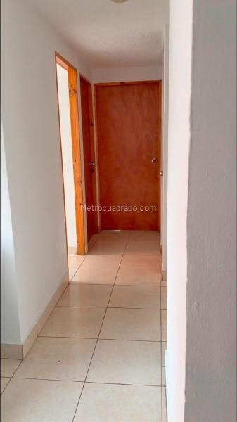 Piso – Soacha, Ciudad Verde, Comuna La Despensa - Más