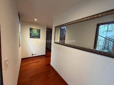 Apartamento en venta en Chico San Patricio, Bogotá · foto 2 de 15