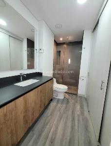 Apartaestudio en arriendo en Los Balsos No 1, Medellín, 64 m² · foto 9 de 13
