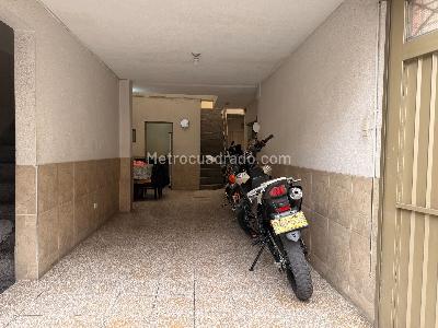 Casa en venta en La Estrada, Bogotá · foto 2 de 19