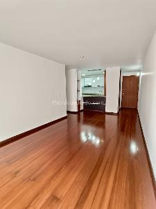 Apartamento de 3 alcobas en venta en Reserva De La Colina, Bogotá, 92 m² · foto 2 de 20
