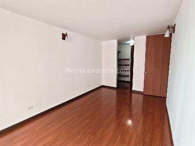 Apartamento de 3 alcobas en venta en Reserva De La Colina, Bogotá, 92 m² · foto 6 de 20