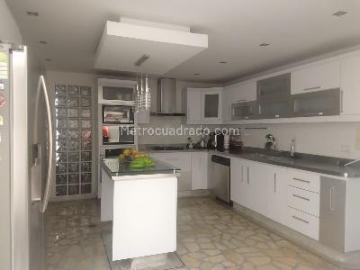 Casa de 4 alcobas en venta en El Gran Limonar, Cali, 600 m² · foto 4 de 20