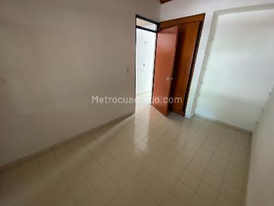 Casa de 3 alcobas en venta en Conjunto Residencial Mi Futuro, Girardot, 90 m² · foto 5 de 10
