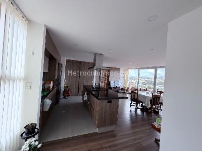 Apartamento de 3 alcobas en venta en Reina Cecilia, Tunja, 104 m² · foto 6 de 20