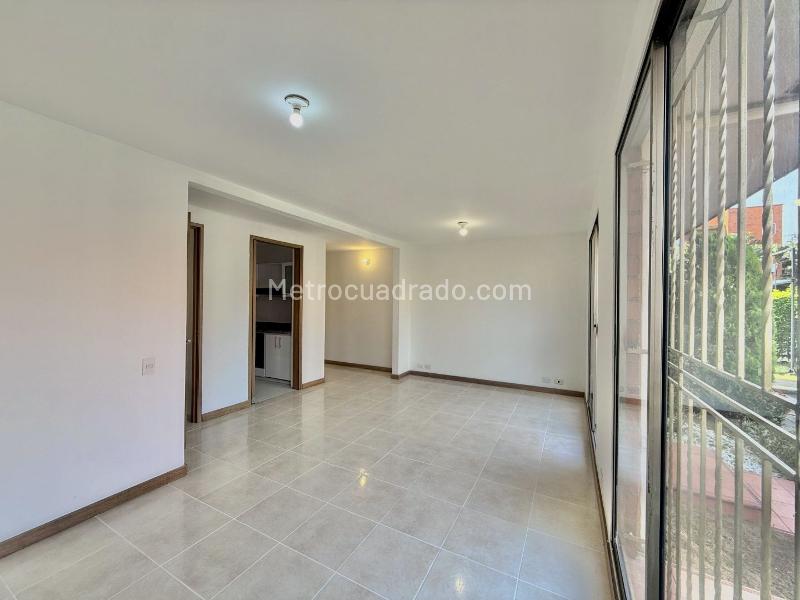 House in Cali - Más