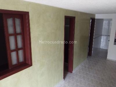 Casa de 4 alcobas en venta en Prados Del Sur, Floridablanca, 72 m² · foto 14 de 20