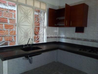 Casa de 4 alcobas en venta en Prados Del Sur, Floridablanca, 72 m² · foto 10 de 20