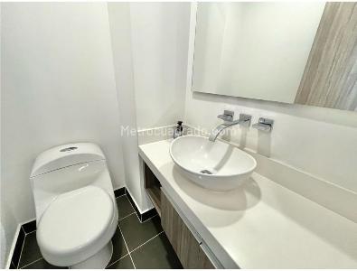 Apartamento en venta en Loma De Las Brujas, Envigado · foto 16 de 19