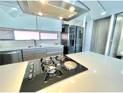 Apartamento en venta en Loma De Las Brujas, Envigado · foto 8 de 19