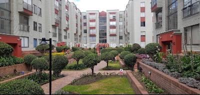 Apartamento de 3 alcobas en venta en La Liberia, Bogotá, 84 m² · foto 2 de 13